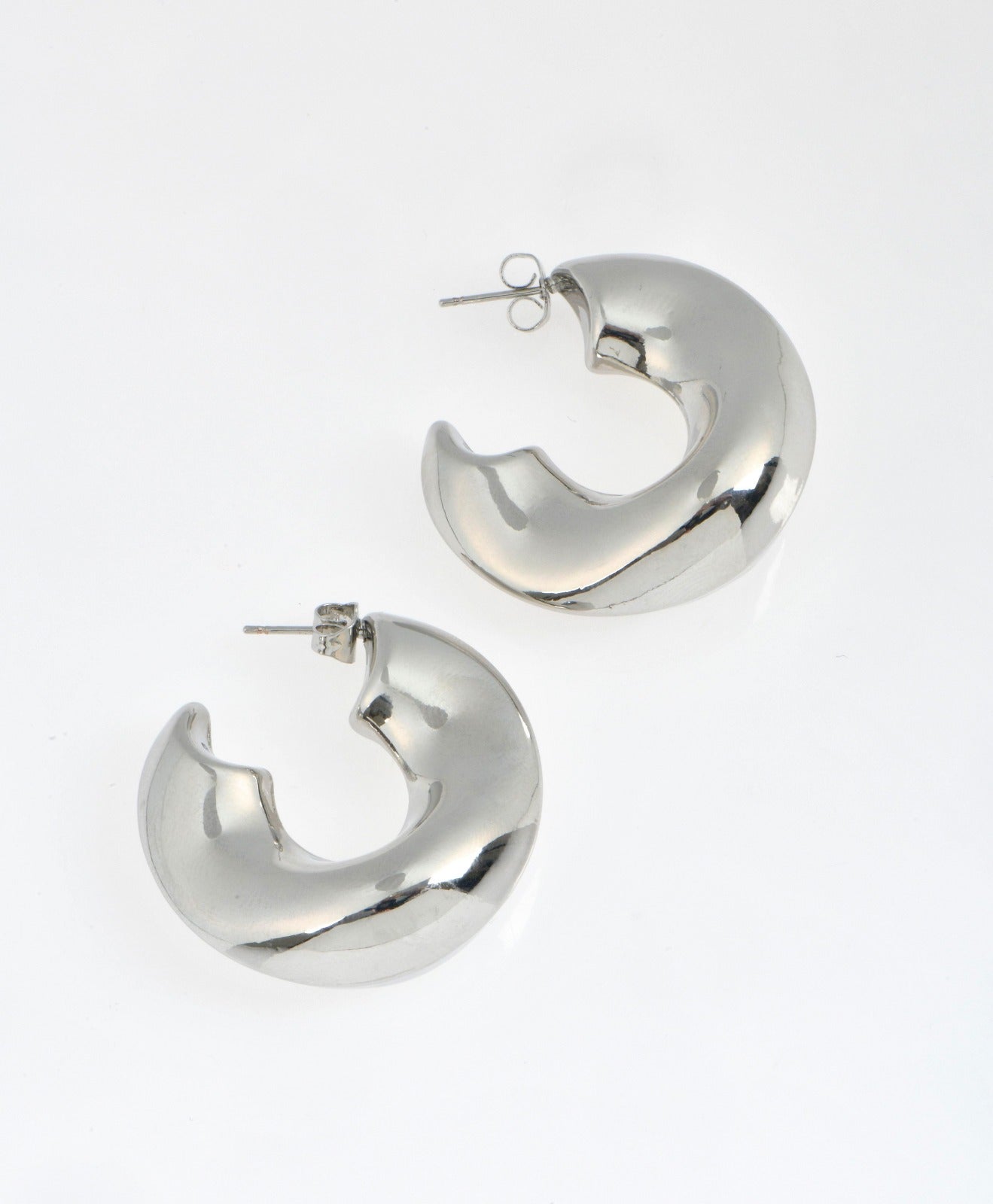 Thick silver half-moon