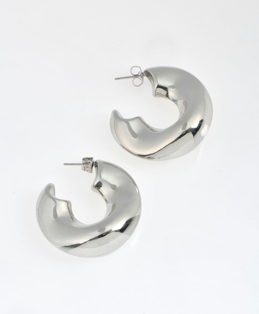 Thick silver half-moon