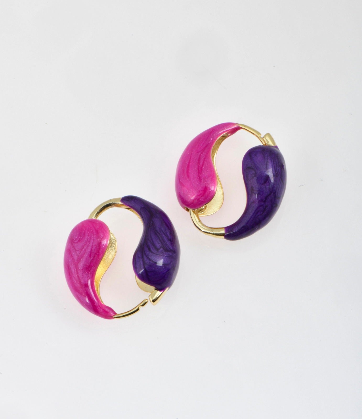 Two-tone pink and purple