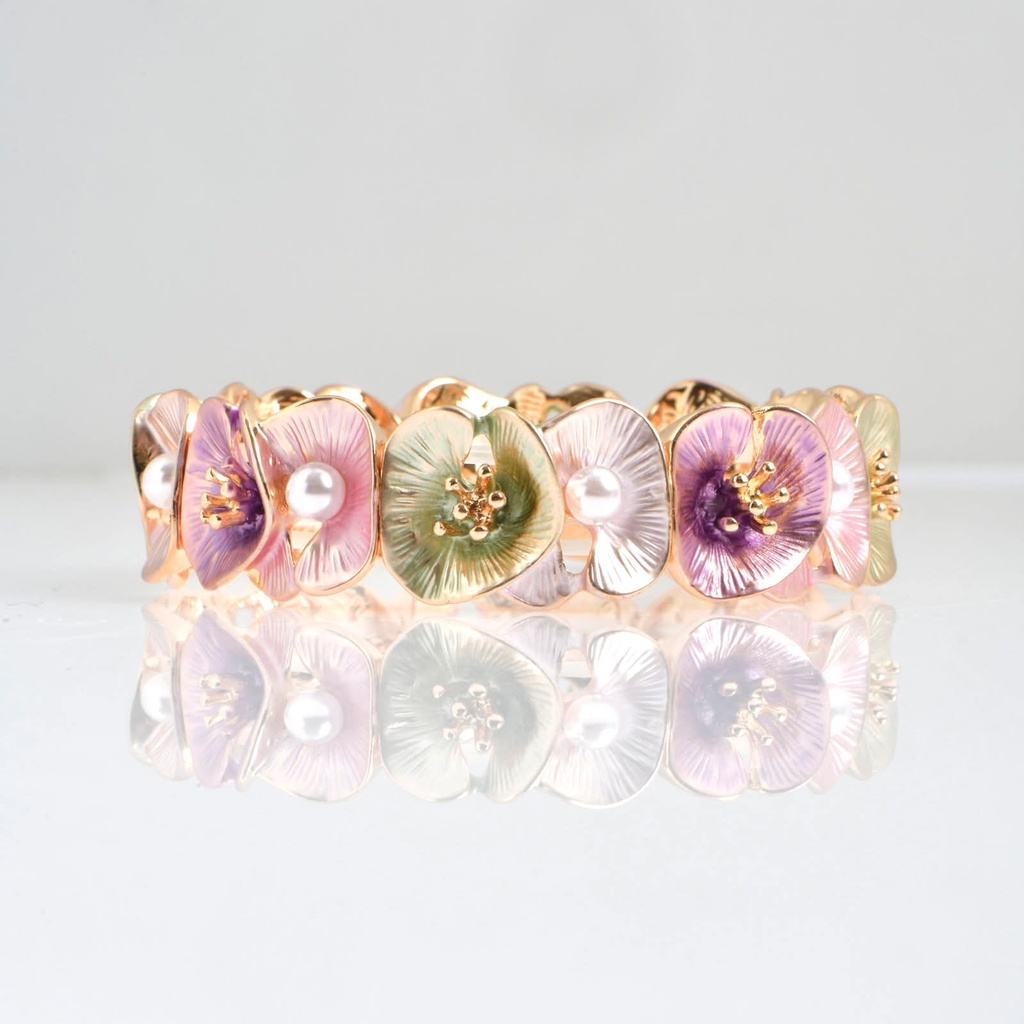 Flora Pearl Bracelet